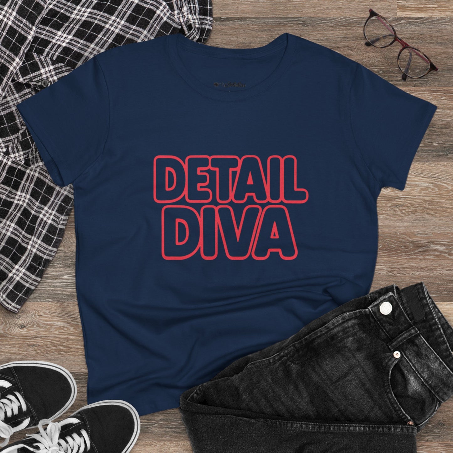 Detail Diva Women’s Car Detailing T-Shirt – Auto Detailing Apparel for Car Girls